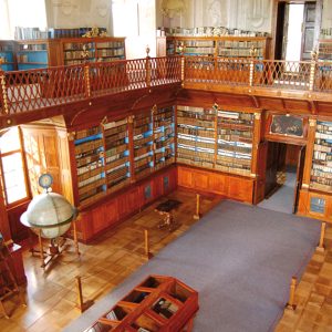 Raigern_Bibliothek2_300