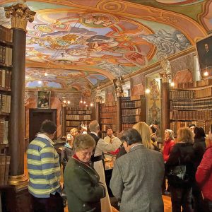 Rein_Bibliotheksfuehrung-Foto_W_Weiker