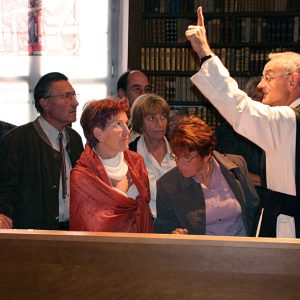 Rein_Biblitoheksfuehrung1_Foto_Horst_Wagner