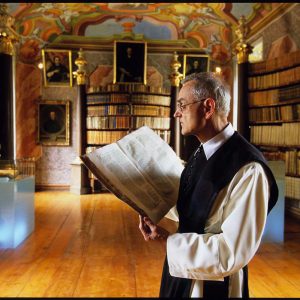 Rein_Bibloithek_PaterAugust