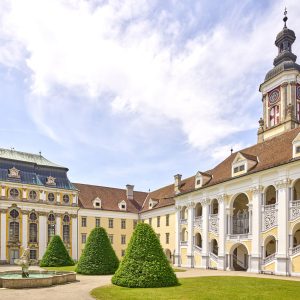 StiftStFlorian_Stiftshof©Pedagrafie
