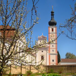 Stift_Geras_Kraeutergarten_154533797_FC_Stift_Geras_kl