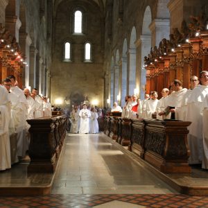 Stift_Heiligenkreuz_Chorgestuehl_Moenche6566_FC_Stift_Heiligenkreuz