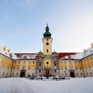 Stift_Seitenstetten_Aussen_Winter275_FC_Stift_Seitenstetten_kl